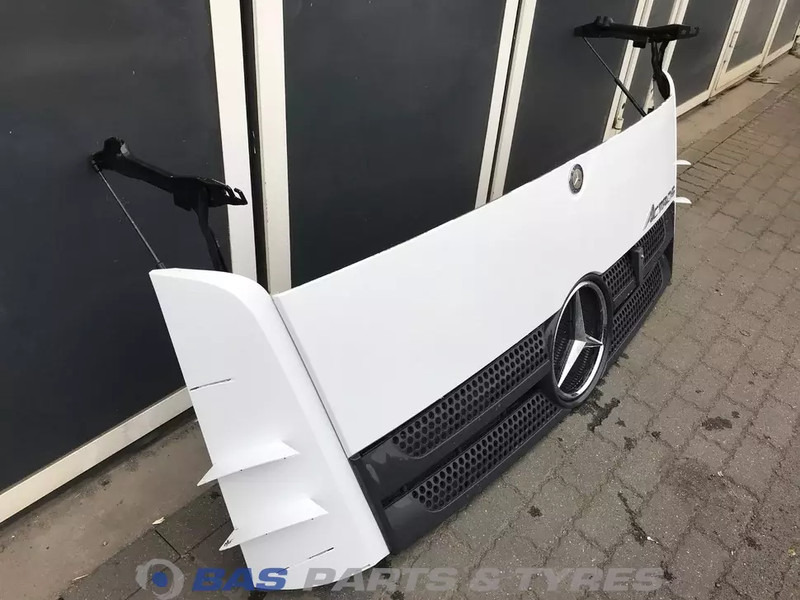 Mercedes-Benz Actros MP4 - Parrilla para Camión: foto 3 Mercedes-Benz Actros MP4 - Parrilla para Camión: foto 3