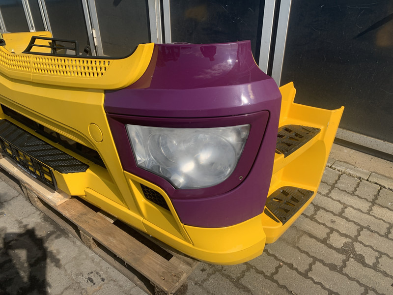 Mercedes-Benz Antos MP4 Bumper Mercedes A 960 310 23 22 - Parachoques para Camión: foto 2 Mercedes-Benz Antos MP4 Bumper Mercedes A 960 310 23 22 - Parachoques para Camión: foto 2