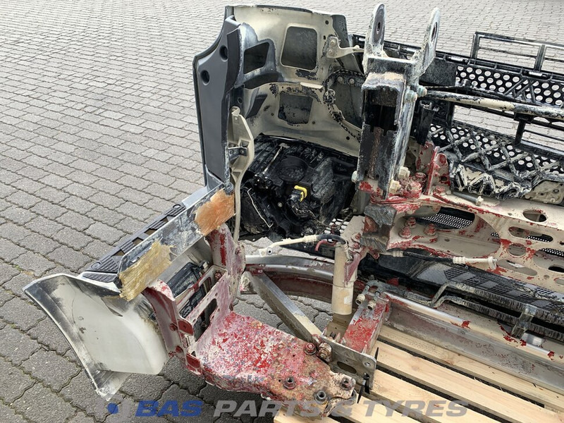 Mercedes-Benz Antos MP4 Bumper Mercedes A 960 880 90 72 - Parachoques para Camión: foto 4 Mercedes-Benz Antos MP4 Bumper Mercedes A 960 880 90 72 - Parachoques para Camión: foto 4