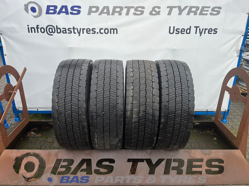 Michelin Remix Michelin Remix 315/70R22.5 X Multi D 154/150 M+S 3PMSF gebruikte set - Neumático para Camión: foto 1 Michelin Remix Michelin Remix 315/70R22.5 X Multi D 154/150 M+S 3PMSF gebruikte set - Neumático para Camión: foto 1