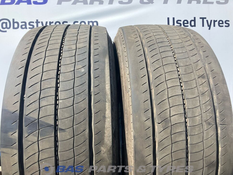 Pirelli - Neumático para Camión: foto 2 Pirelli - Neumático para Camión: foto 2