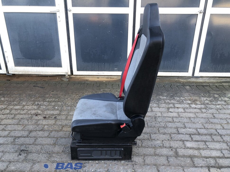 Renault T-Serie - Asiento para Camión: foto 2 Renault T-Serie - Asiento para Camión: foto 2