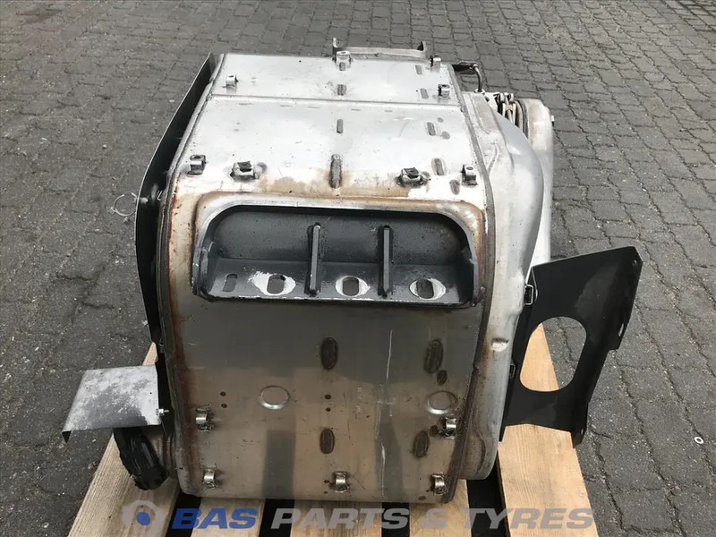 Renault Uitlaatdemper Renault 7421750067 - Silenciador para Camión: foto 4 Renault Uitlaatdemper Renault 7421750067 - Silenciador para Camión: foto 4