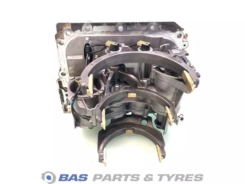 Renault Versnellingsbakdeksel Renault 7421244590 - Caja de cambios para Camión: foto 3 Renault Versnellingsbakdeksel Renault 7421244590 - Caja de cambios para Camión: foto 3