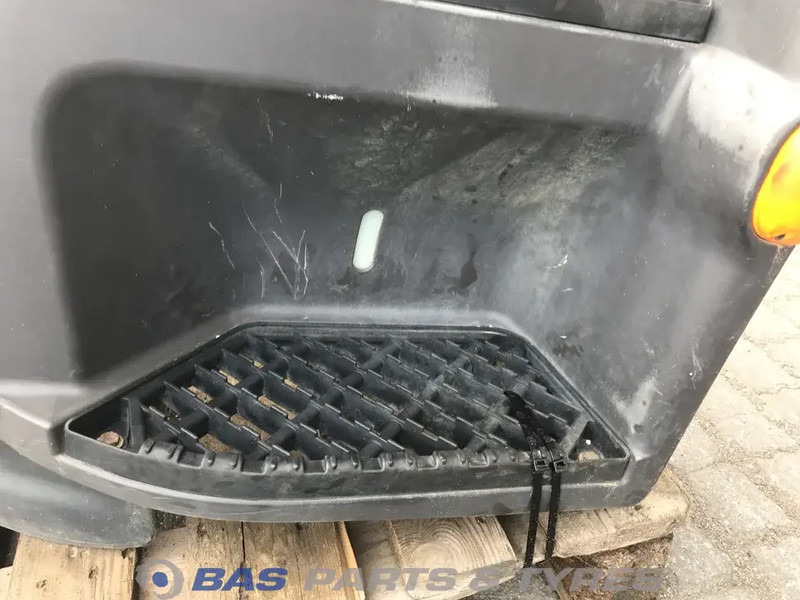 Parachoques para Camión Volvo FE Euro 6 Bumper Volvo 82543887: foto 6