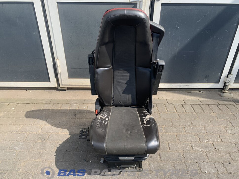 Volvo FH4 - Asiento para Camión: foto 1 Volvo FH4 - Asiento para Camión: foto 1
