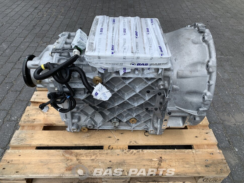 Volvo FM5 - Caja de cambios para Camión: foto 3 Volvo FM5 - Caja de cambios para Camión: foto 3