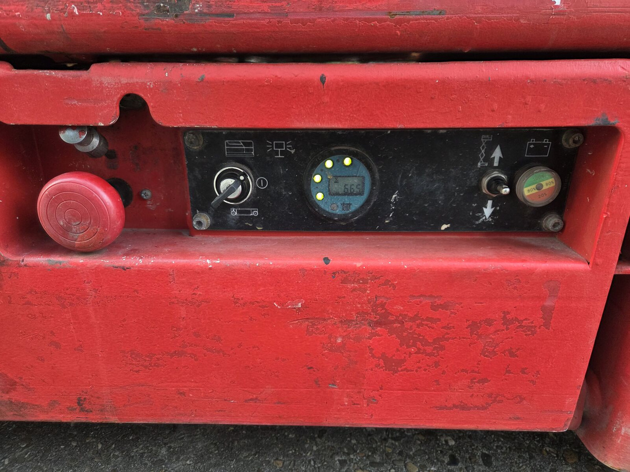 Haulotte Optimum 6 schaarhoogwerker - Plataforma de tijeras: foto 4 Haulotte Optimum 6 schaarhoogwerker - Plataforma de tijeras: foto 4