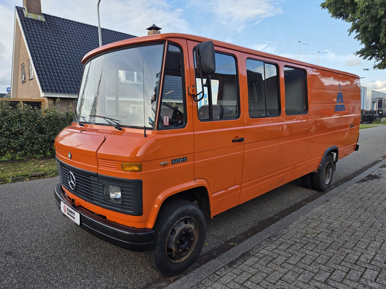 Mercedes-Benz L 608 D dubbel cabine (26700 km) goederen en personen bestelwagen - Furgoneta de pasajeros: foto 4 Mercedes-Benz L 608 D dubbel cabine (26700 km) goederen en personen bestelwagen - Furgoneta de pasajeros: foto 4