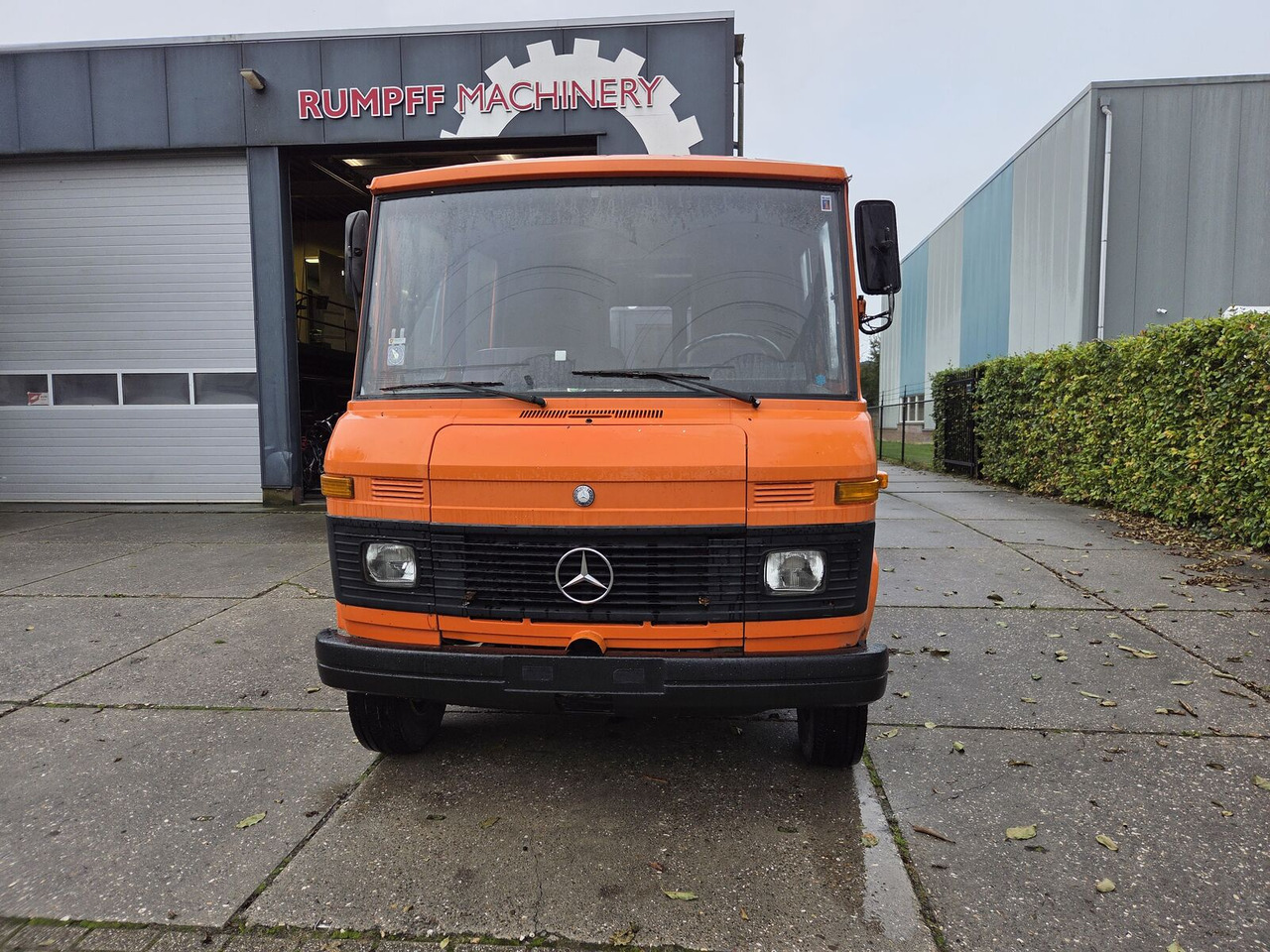 Mercedes-Benz L 508 D gesloten bestelwagen - Otros maquinaria: foto 2 Mercedes-Benz L 508 D gesloten bestelwagen - Otros maquinaria: foto 2