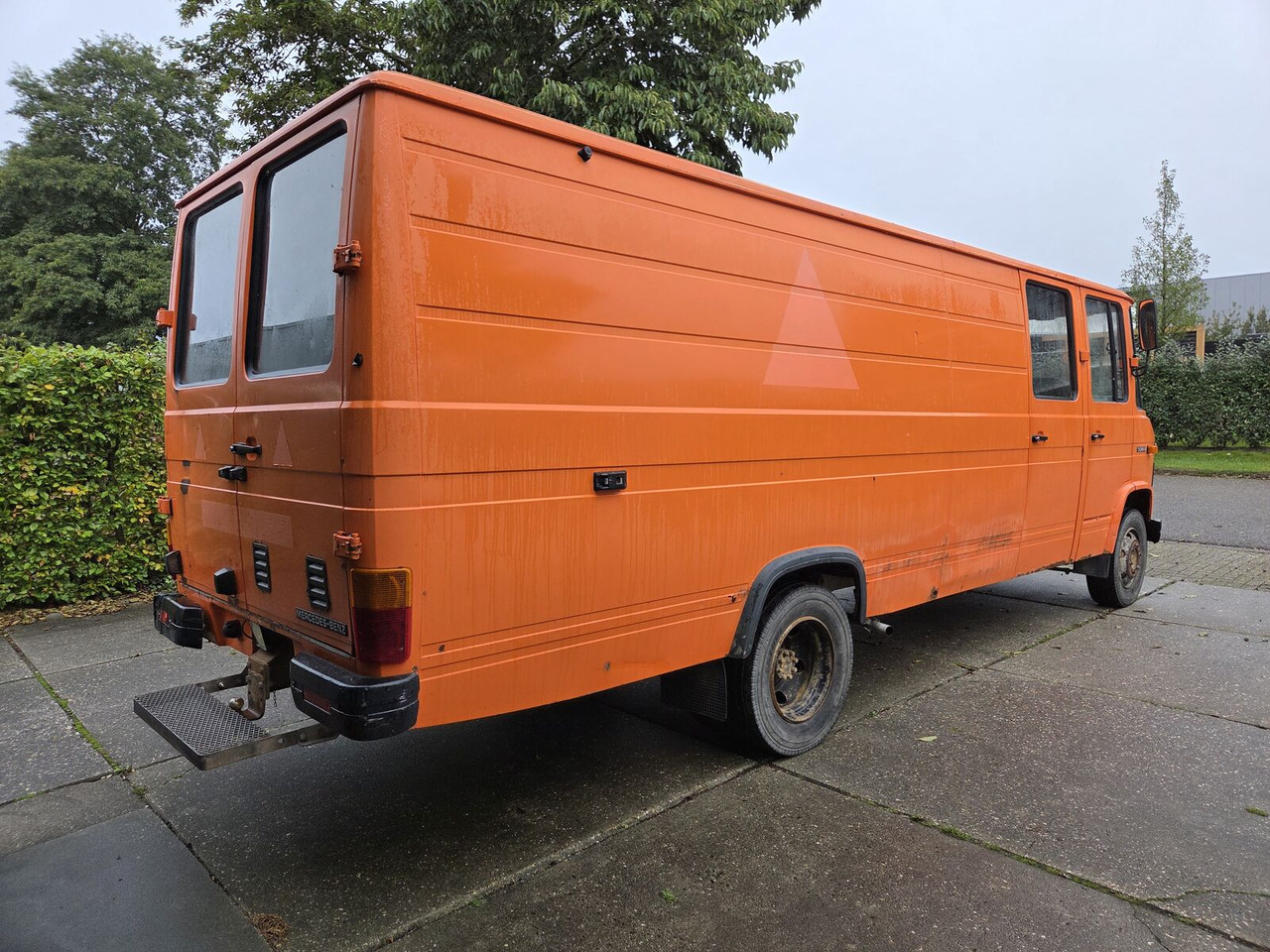 Mercedes-Benz L 508 D gesloten bestelwagen - Otros maquinaria: foto 3 Mercedes-Benz L 508 D gesloten bestelwagen - Otros maquinaria: foto 3