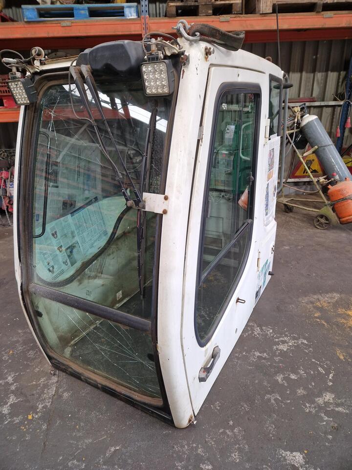 CABINA PARA LIEBHERR A904C - Cabina para Excavadora: foto 1 CABINA PARA LIEBHERR A904C - Cabina para Excavadora: foto 1