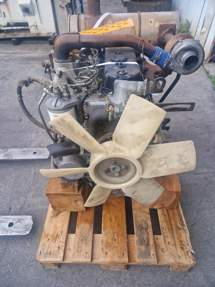 MOTOR ISUZU 4BD1PTA-14 - Motor para Maquinaria de construcción: foto 2 MOTOR ISUZU 4BD1PTA-14 - Motor para Maquinaria de construcción: foto 2