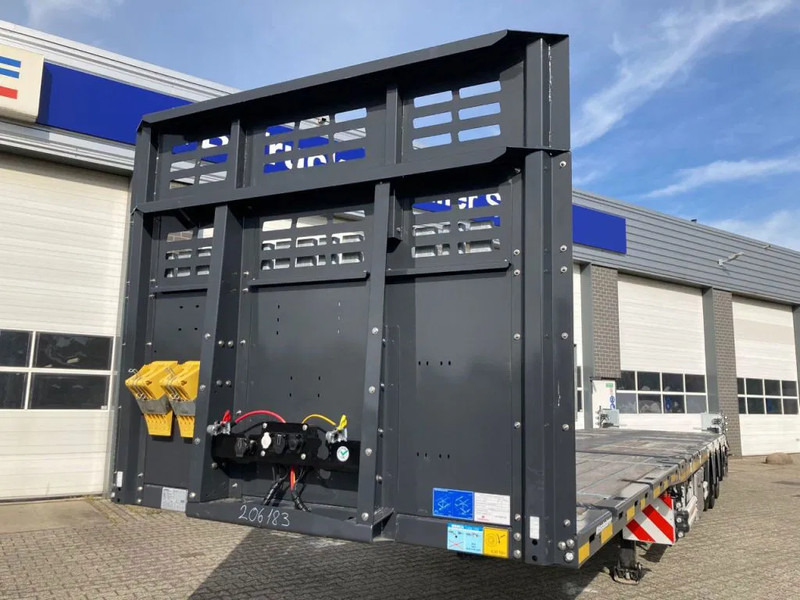 Semirremolque caja cerrada nuevo Kässbohrer SPA M3 / 1N - 18 / 27 Heavy Duty uitschuifbare vlakke mega trailer met liftas, rongen en oprijplaten: foto 10