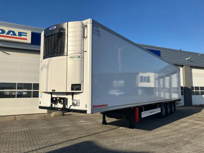 Kässbohrer SRI F 3 / 10 - 12 / 27 Koeler met Carrier koelmotor - Semirremolque frigorífico: foto 2 Kässbohrer SRI F 3 / 10 - 12 / 27 Koeler met Carrier koelmotor - Semirremolque frigorífico: foto 2