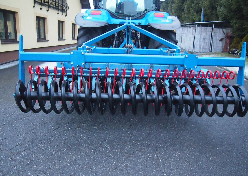 Brona talerzowa Rabe Werk RABE WERK Fielo biro 3000 2006 Brona talerzowa RABE - Rastras: foto 2 Brona talerzowa Rabe Werk RABE WERK Fielo biro 3000 2006 Brona talerzowa RABE - Rastras: foto 2