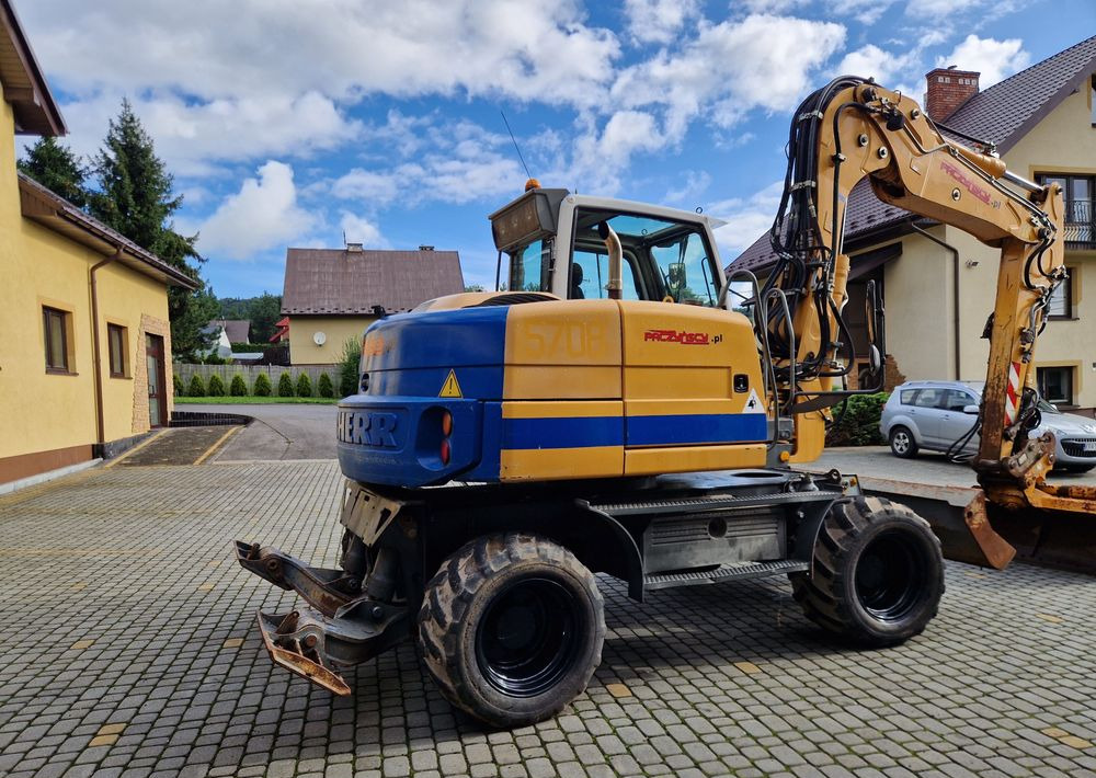 Koparka kołowa Liebherr A311 2008 Liebherr - Excavadora de ruedas: foto 4 Koparka kołowa Liebherr A311 2008 Liebherr - Excavadora de ruedas: foto 4