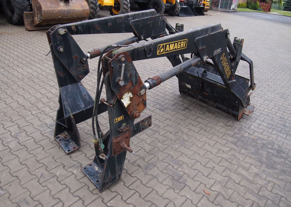 Ładowacz czołowy Amagri HM 25 1999 Tur AMAGRI do Renault 90-34 - Cargador frontal para tractor: foto 5 Ładowacz czołowy Amagri HM 25 1999 Tur AMAGRI do Renault 90-34 - Cargador frontal para tractor: foto 5