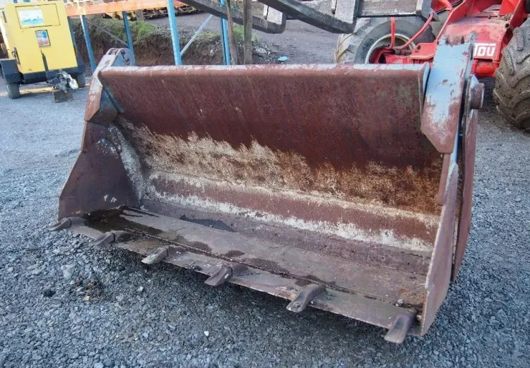 Łyżka do ładowarki otwierana hydraulicznie 2,1m - Cazo cargador: foto 1 Łyżka do ładowarki otwierana hydraulicznie 2,1m - Cazo cargador: foto 1