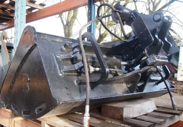 Łyżka skarpowa (skarpówka) hydrauliczna - Cazo para excavadora: foto 3 Łyżka skarpowa (skarpówka) hydrauliczna - Cazo para excavadora: foto 3