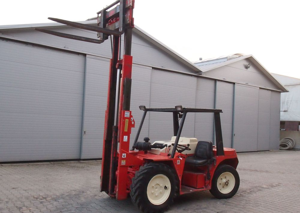 Wózek widłowy Manitou MC.20.HP 1992 - Carretilla elevadora diésel: foto 1 Wózek widłowy Manitou MC.20.HP 1992 - Carretilla elevadora diésel: foto 1