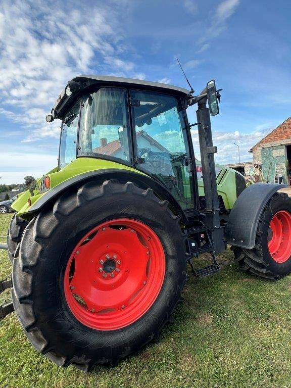 Claas Arion 430 - Tractor: foto 2 Claas Arion 430 - Tractor: foto 2