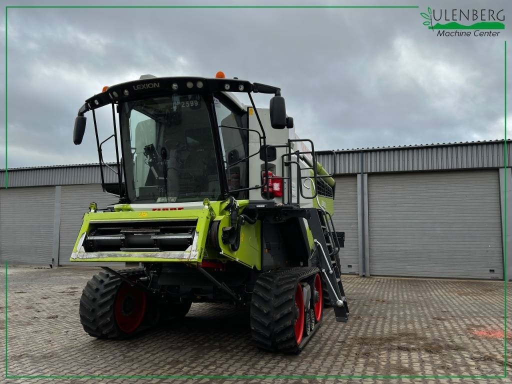 Claas Lexion 8700 TT/W OFERCIE 89000TT/8800TT/8700TT - Cosechadora de granos: foto 1 Claas Lexion 8700 TT/W OFERCIE 89000TT/8800TT/8700TT - Cosechadora de granos: foto 1