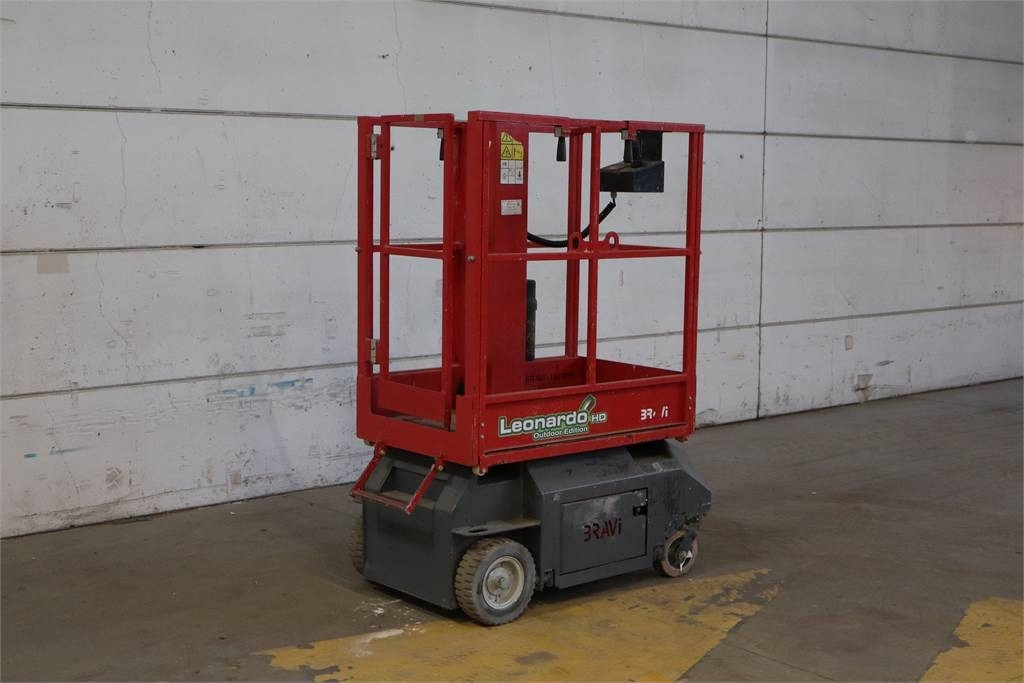 Bravi Lui Mini HD - new batteries - Plataforma de mástil vertical: foto 3 Bravi Lui Mini HD - new batteries - Plataforma de mástil vertical: foto 3