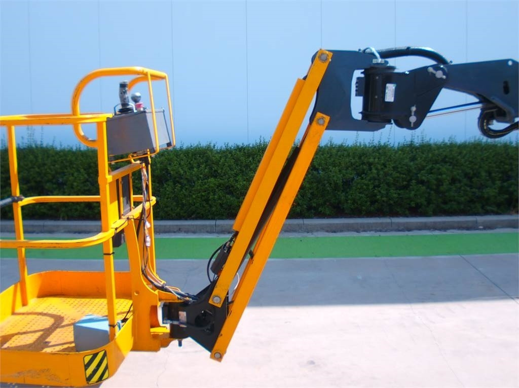 Plataforma articulada Haulotte HA12CJ+: foto 7 Plataforma articulada Haulotte HA12CJ+: foto 7