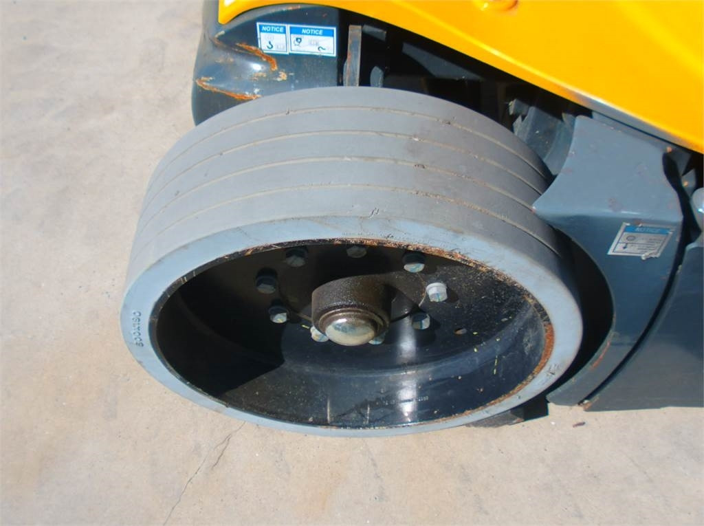 Plataforma articulada Haulotte HA12CJ+: foto 14 Plataforma articulada Haulotte HA12CJ+: foto 14