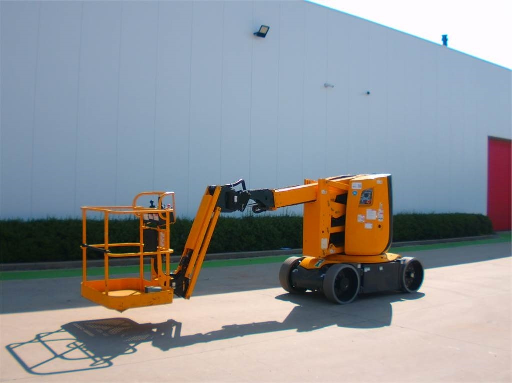Haulotte HA12CJ+ - Plataforma articulada: foto 2 Haulotte HA12CJ+ - Plataforma articulada: foto 2