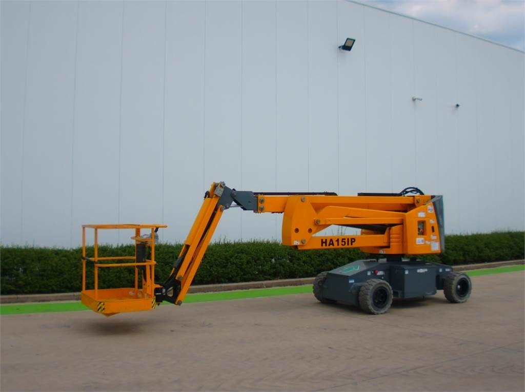 Haulotte HA15IP - Plataforma articulada: foto 2 Haulotte HA15IP - Plataforma articulada: foto 2