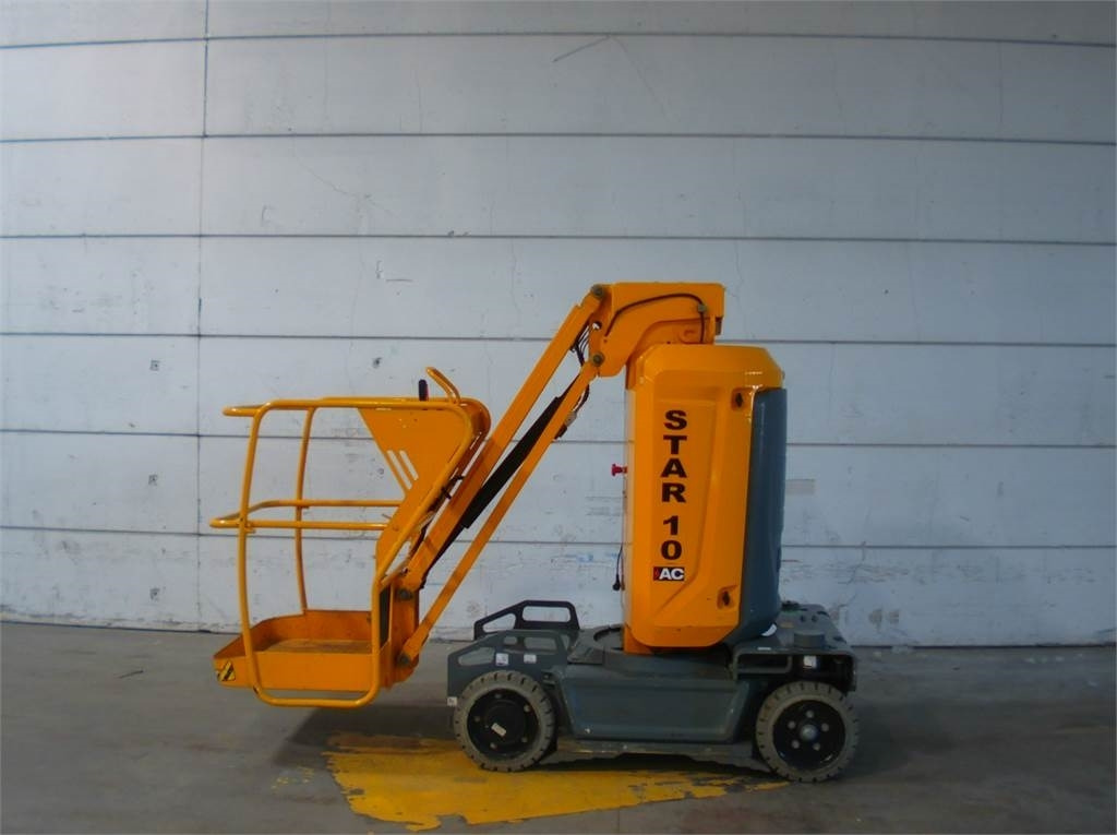 Haulotte STAR 10 - Plataforma de mástil vertical: foto 1 Haulotte STAR 10 - Plataforma de mástil vertical: foto 1