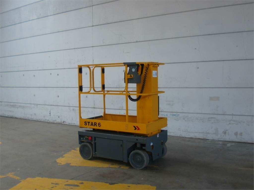 Haulotte STAR 6 - Plataforma de mástil vertical: foto 2 Haulotte STAR 6 - Plataforma de mástil vertical: foto 2