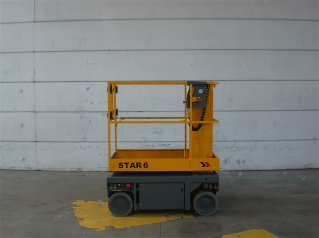 Haulotte STAR 6 - Plataforma de mástil vertical: foto 1 Haulotte STAR 6 - Plataforma de mástil vertical: foto 1