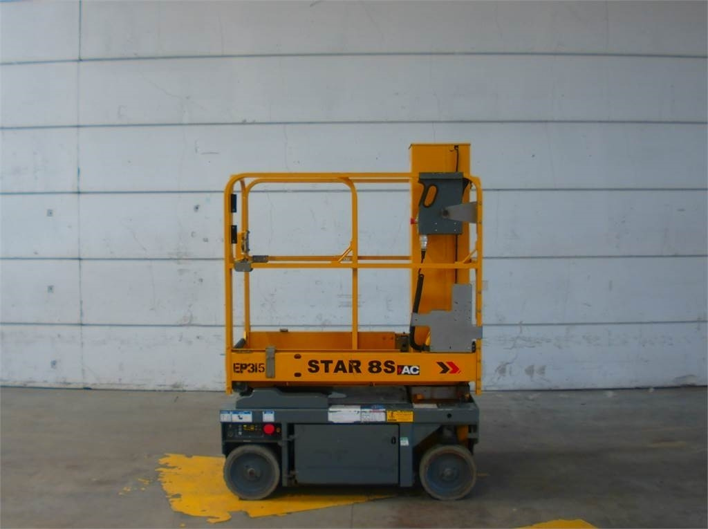 Haulotte STAR8S  - Plataforma de mástil vertical: foto 1 Haulotte STAR8S  - Plataforma de mástil vertical: foto 1