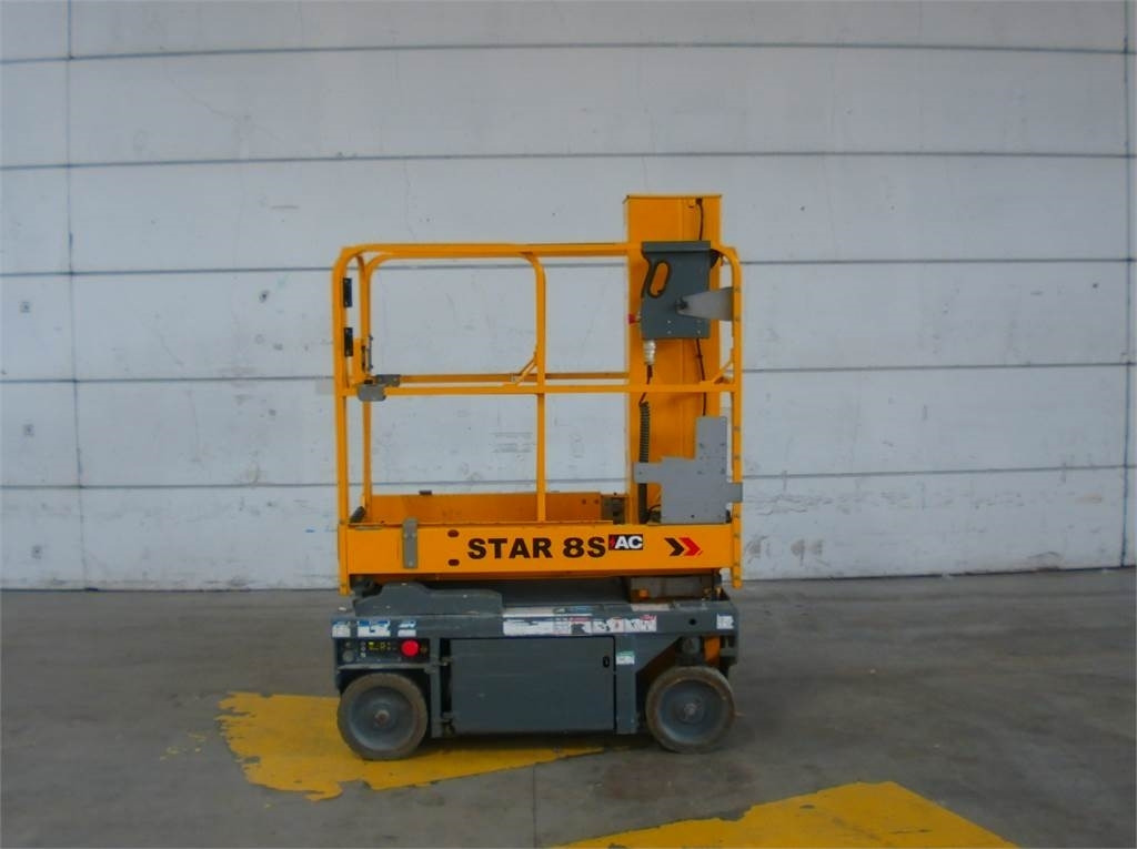 Haulotte STAR8S  - Plataforma de mástil vertical: foto 1 Haulotte STAR8S  - Plataforma de mástil vertical: foto 1