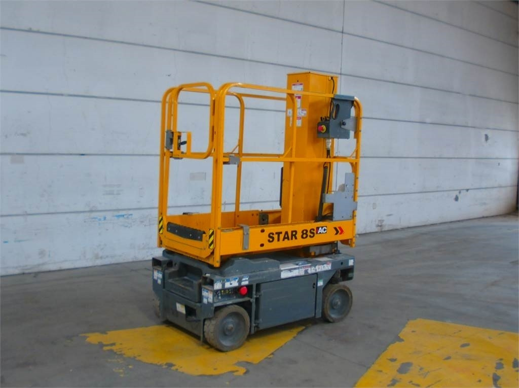 Haulotte STAR8S - Plataforma de mástil vertical: foto 2 Haulotte STAR8S - Plataforma de mástil vertical: foto 2