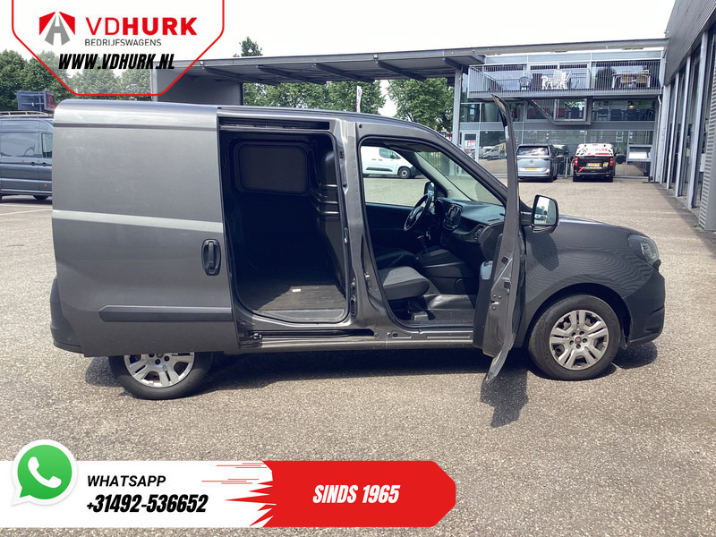 Furgoneta pequeña Fiat Dobló Cargo 1.6 MJ 105 pk 3Pers./ Airco/ Cruise/ Navi/ Trekhaak: foto 6