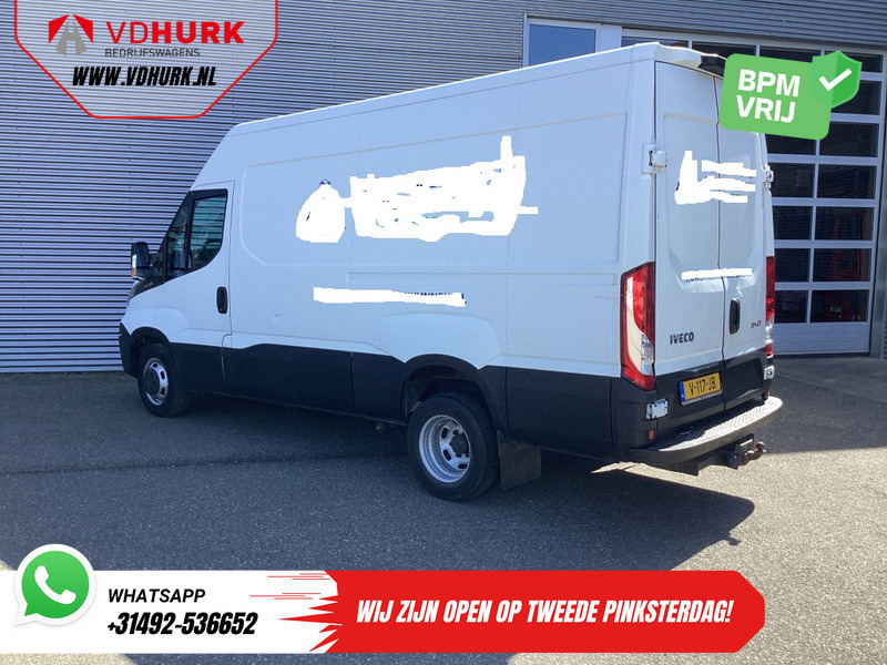 Iveco Daily 35C13V 2.3 L2H2 EXPORT ONLY Dubbel lucht/ 3.5t Trekverm./ Airco/ 3 Persoons/ Gev. Stoel/ Trekhaak - Furgón: foto 2 Iveco Daily 35C13V 2.3 L2H2 EXPORT ONLY Dubbel lucht/ 3.5t Trekverm./ Airco/ 3 Persoons/ Gev. Stoel/ Trekhaak - Furgón: foto 2