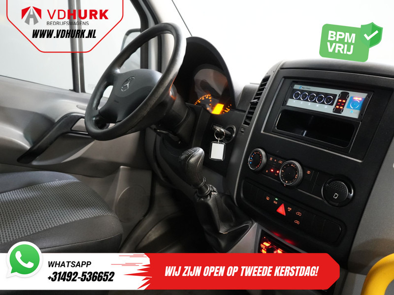 Mercedes-Benz Sprinter 313 2.2 CDI L2H2 € 10.164 Incl. BTW BPM VRIJ! Combi/ 9 Persoons/ Kombi/ 9P/ Airco/ Rolstoellift - Minibús, Furgoneta de pasajeros: foto 3 Mercedes-Benz Sprinter 313 2.2 CDI L2H2 € 10.164 Incl. BTW BPM VRIJ! Combi/ 9 Persoons/ Kombi/ 9P/ Airco/ Rolstoellift - Minibús, Furgoneta de pasajeros: foto 3