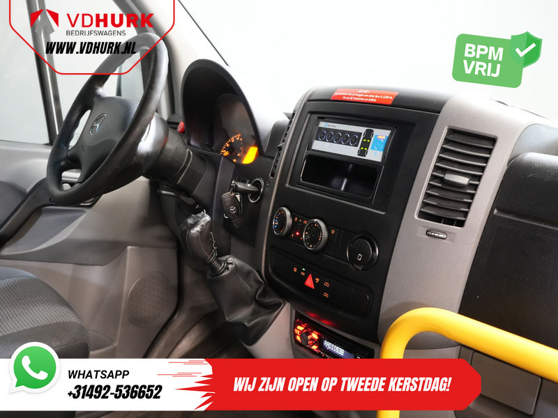 Mercedes-Benz Sprinter 313 2.2 CDI L2H2 €10.164 Incl. BTW BPM VRIJ! EXPORT Combi/ 9 Persoons/ Kombi/ 9P/ Airco/ Rolstoellift - Minibús, Furgoneta de pasajeros: foto 3 Mercedes-Benz Sprinter 313 2.2 CDI L2H2 €10.164 Incl. BTW BPM VRIJ! EXPORT Combi/ 9 Persoons/ Kombi/ 9P/ Airco/ Rolstoellift - Minibús, Furgoneta de pasajeros: foto 3