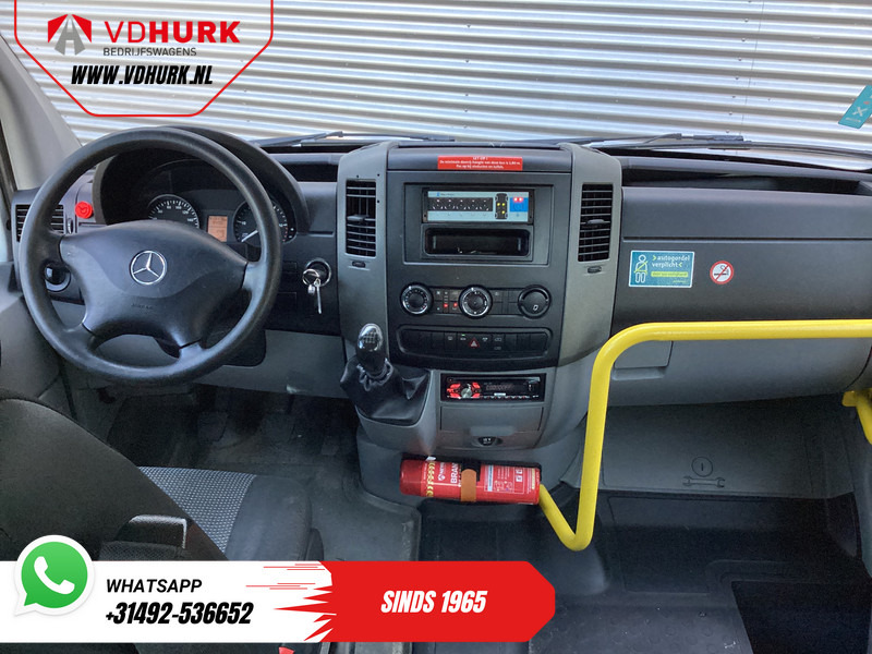 Mercedes-Benz Sprinter 313 2.2 CDI L2H2 €10.164 Incl. BTW BPM VRIJ! EXPORT ONLY Combi/ 9 Persoons/ Kombi/ 9P/ Airco/ Rolstoellift - Minibús, Furgoneta de pasajeros: foto 3 Mercedes-Benz Sprinter 313 2.2 CDI L2H2 €10.164 Incl. BTW BPM VRIJ! EXPORT ONLY Combi/ 9 Persoons/ Kombi/ 9P/ Airco/ Rolstoellift - Minibús, Furgoneta de pasajeros: foto 3