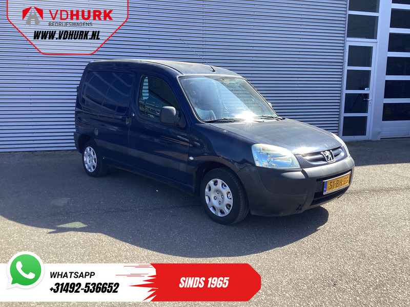 Peugeot Partner 1.4 75 pk EXPORT ONLY BENZINE APK 5-2026/ Riem V.V/ NL auto/ Trekhaak/ Radio - Furgoneta pequeña: foto 1 Peugeot Partner 1.4 75 pk EXPORT ONLY BENZINE APK 5-2026/ Riem V.V/ NL auto/ Trekhaak/ Radio - Furgoneta pequeña: foto 1