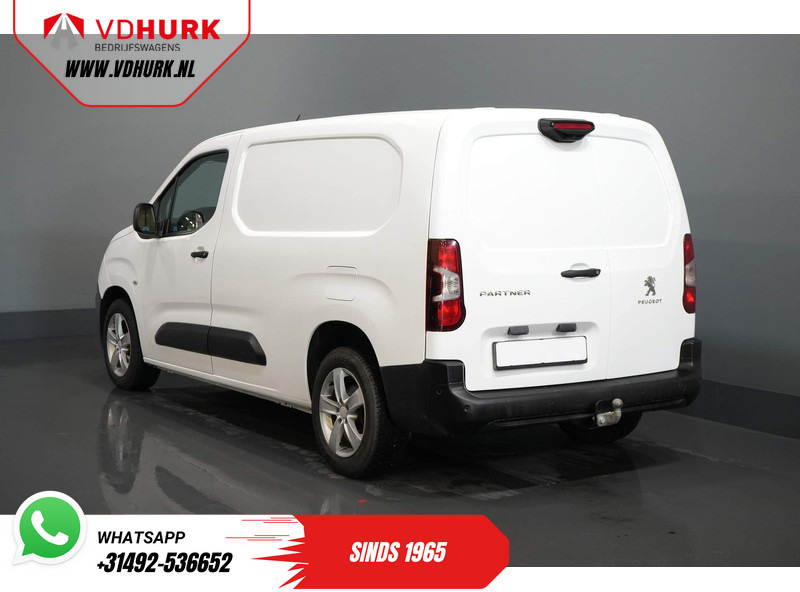 Peugeot Partner 1.5 HDI 130 pk Aut. L2 Long 3pers./ Standkachel/ Stoelverw./ Carplay/ Camera/ PDC/ LMV/ Cruise/ Trekhaak/ Airco - Furgoneta pequeña: foto 2 Peugeot Partner 1.5 HDI 130 pk Aut. L2 Long 3pers./ Standkachel/ Stoelverw./ Carplay/ Camera/ PDC/ LMV/ Cruise/ Trekhaak/ Airco - Furgoneta pequeña: foto 2