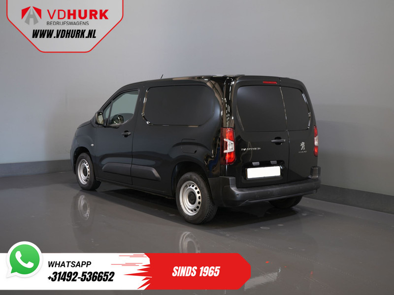 Peugeot Partner 1.5 HDI BPM VRIJ! NL Auto/ Airco/ Carplay/ Cruise/ PDC/ Navi - Furgoneta pequeña: foto 2 Peugeot Partner 1.5 HDI BPM VRIJ! NL Auto/ Airco/ Carplay/ Cruise/ PDC/ Navi - Furgoneta pequeña: foto 2