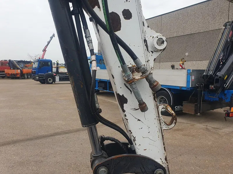 Bobcat E35 - 3500 KG - Miniexcavadora: foto 4 Bobcat E35 - 3500 KG - Miniexcavadora: foto 4