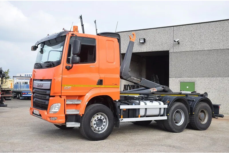 DAF CF 460 - Camión multibasculante: foto 1 DAF CF 460 - Camión multibasculante: foto 1