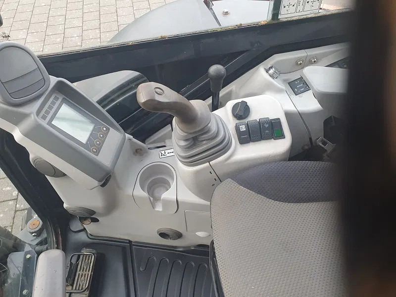 Hitachi ZX33U -5A -CLR - Miniexcavadora: foto 4 Hitachi ZX33U -5A -CLR - Miniexcavadora: foto 4