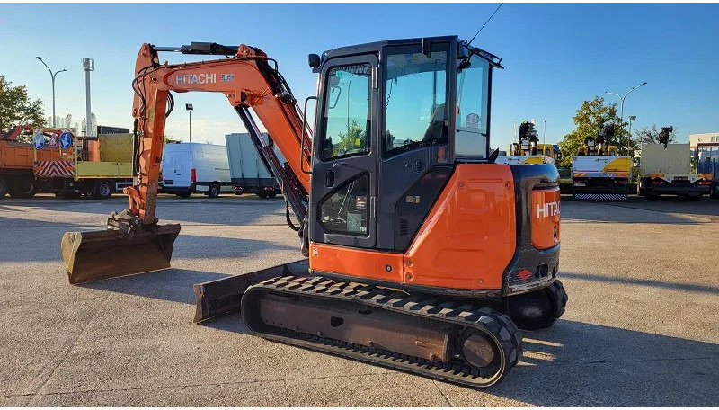 Hitachi ZX65USB-5A CLR - Excavadora de cadenas: foto 3 Hitachi ZX65USB-5A CLR - Excavadora de cadenas: foto 3